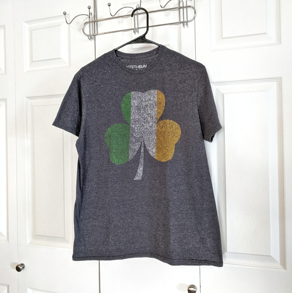 Irish Flag St Patrick's Day Shamrock Unisex Medium Tshirt
